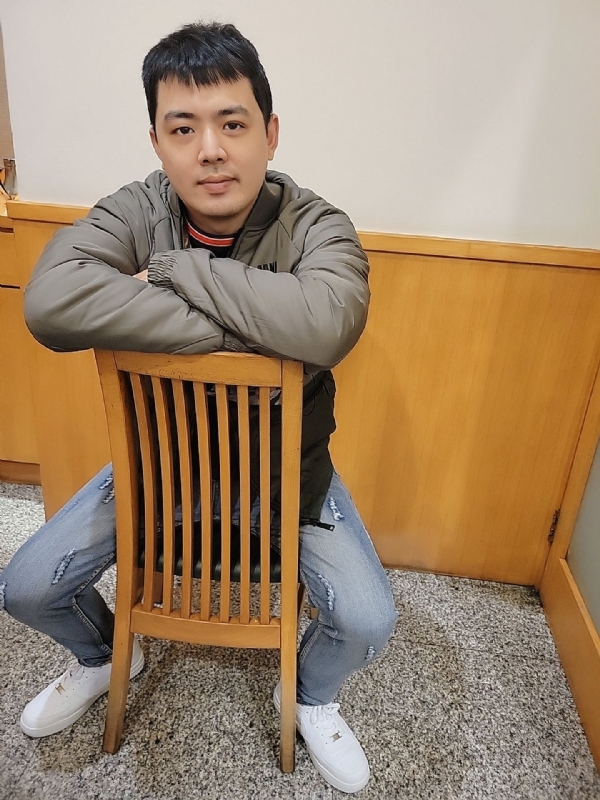 丁丁的第一张照片--基隆王婆说媒